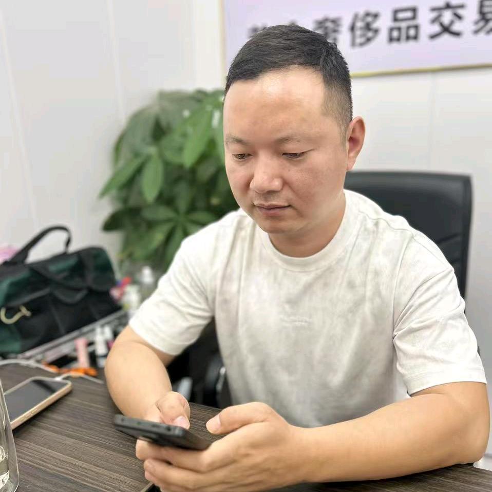 孝感珠宝首饰商行～小李