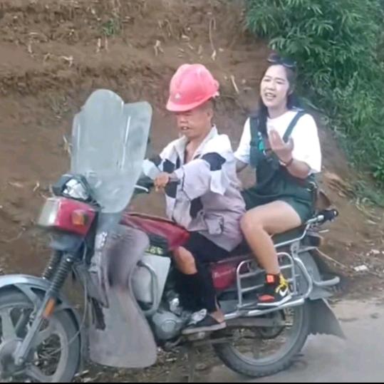 矮子哥