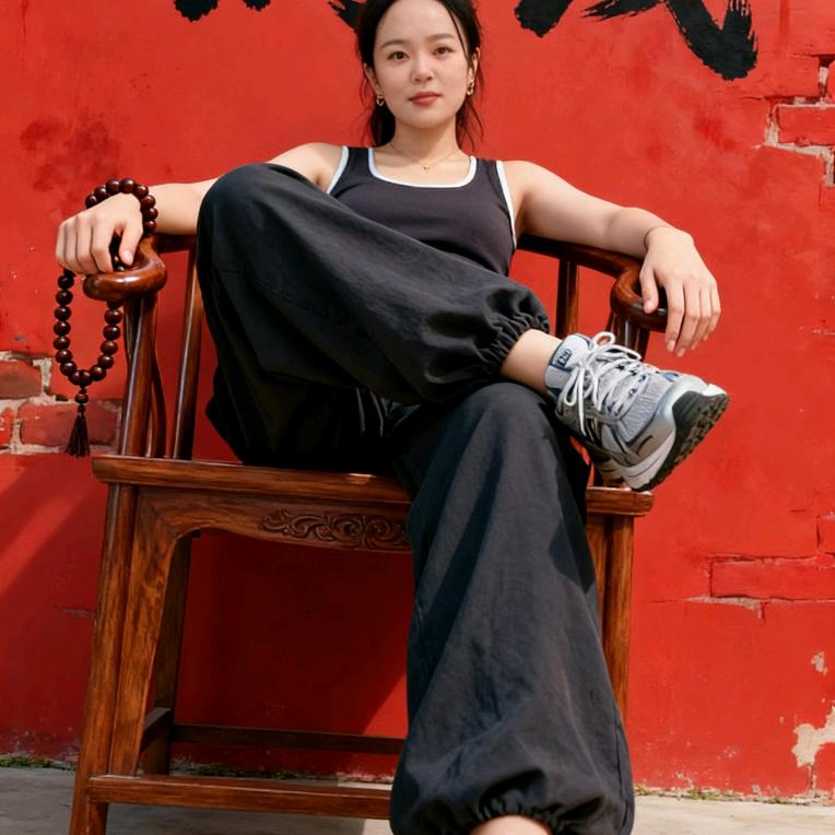 小周周（饿不瘦）