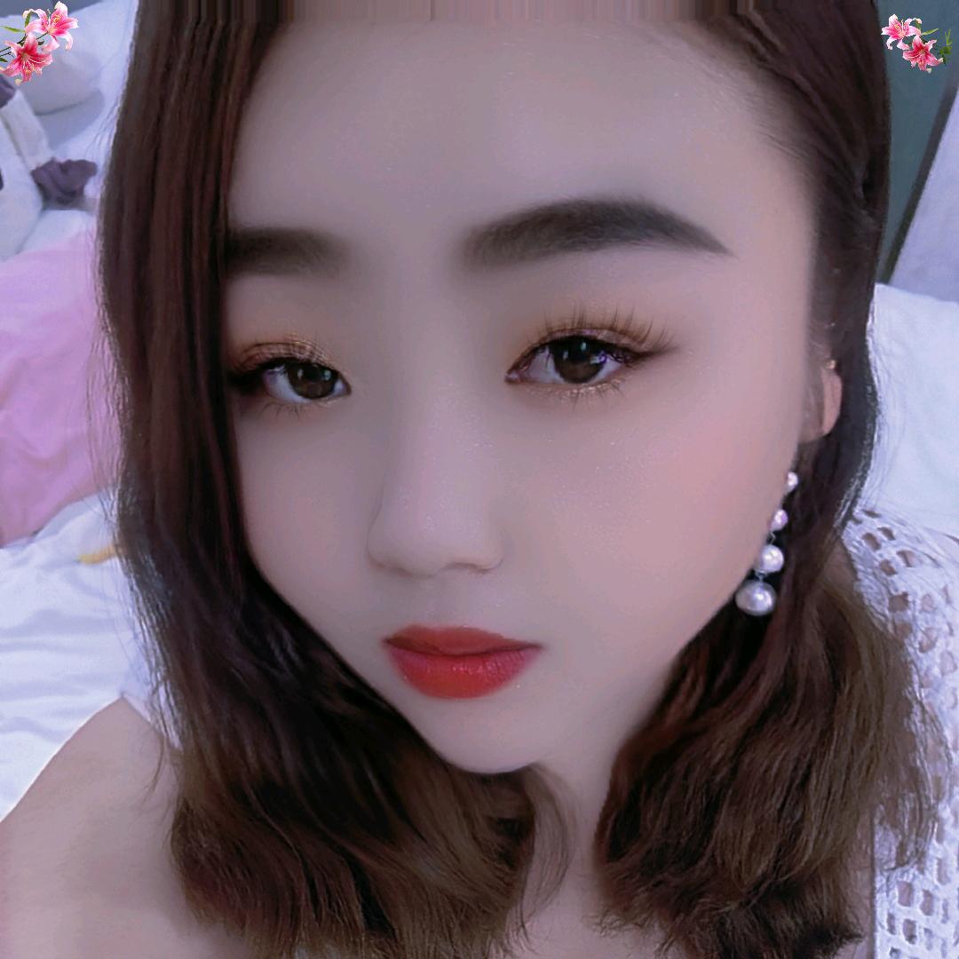 此女子→_→很拽