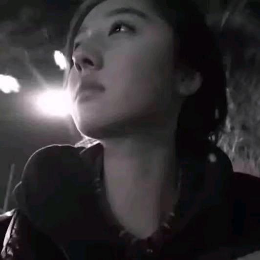 @    晚个安^.