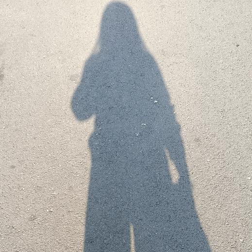 ᐵ唧唧༿崴崴༒