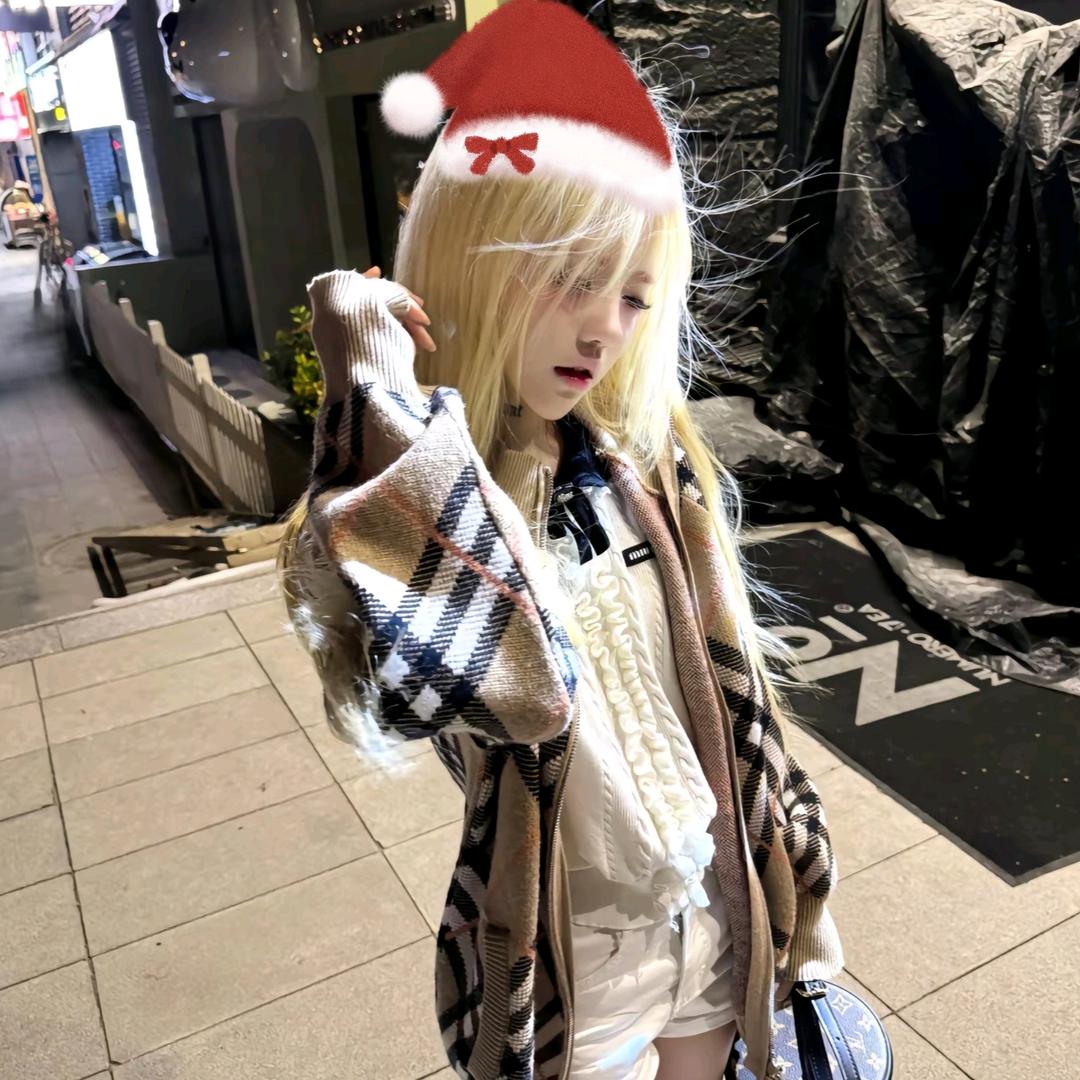 䪨、