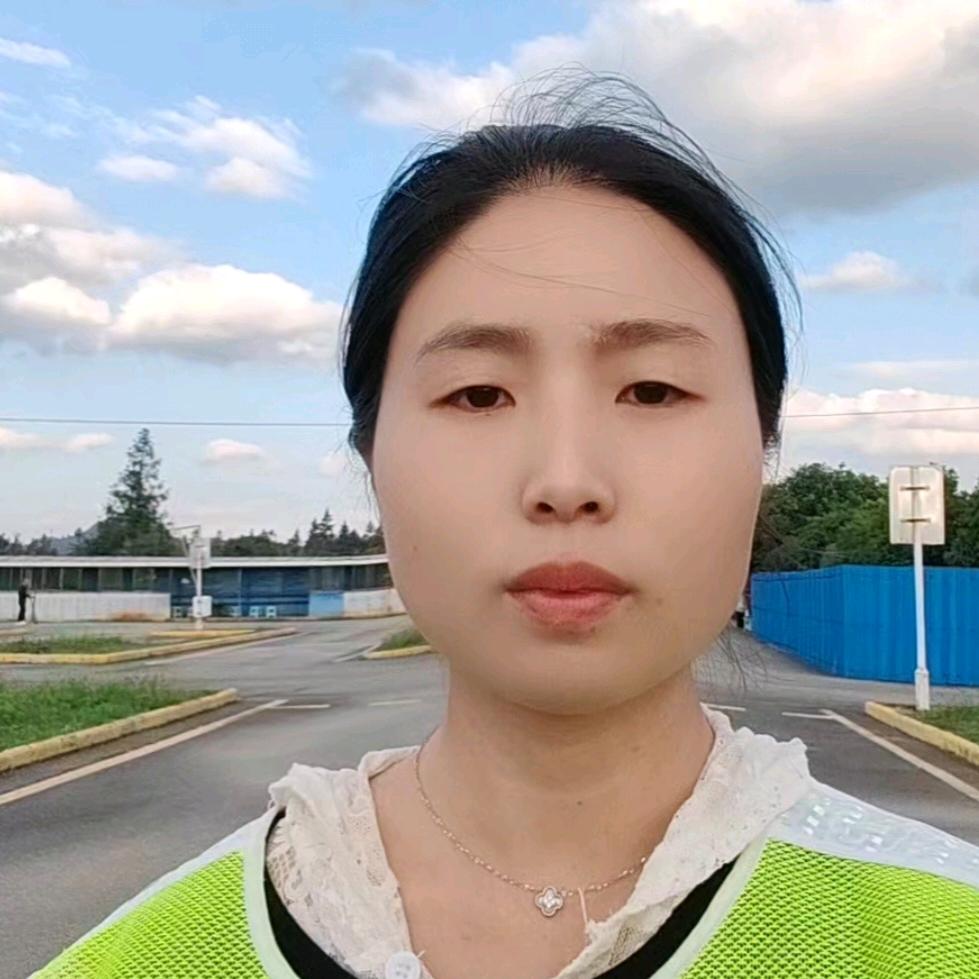 鸿运驾校培训小陶老师