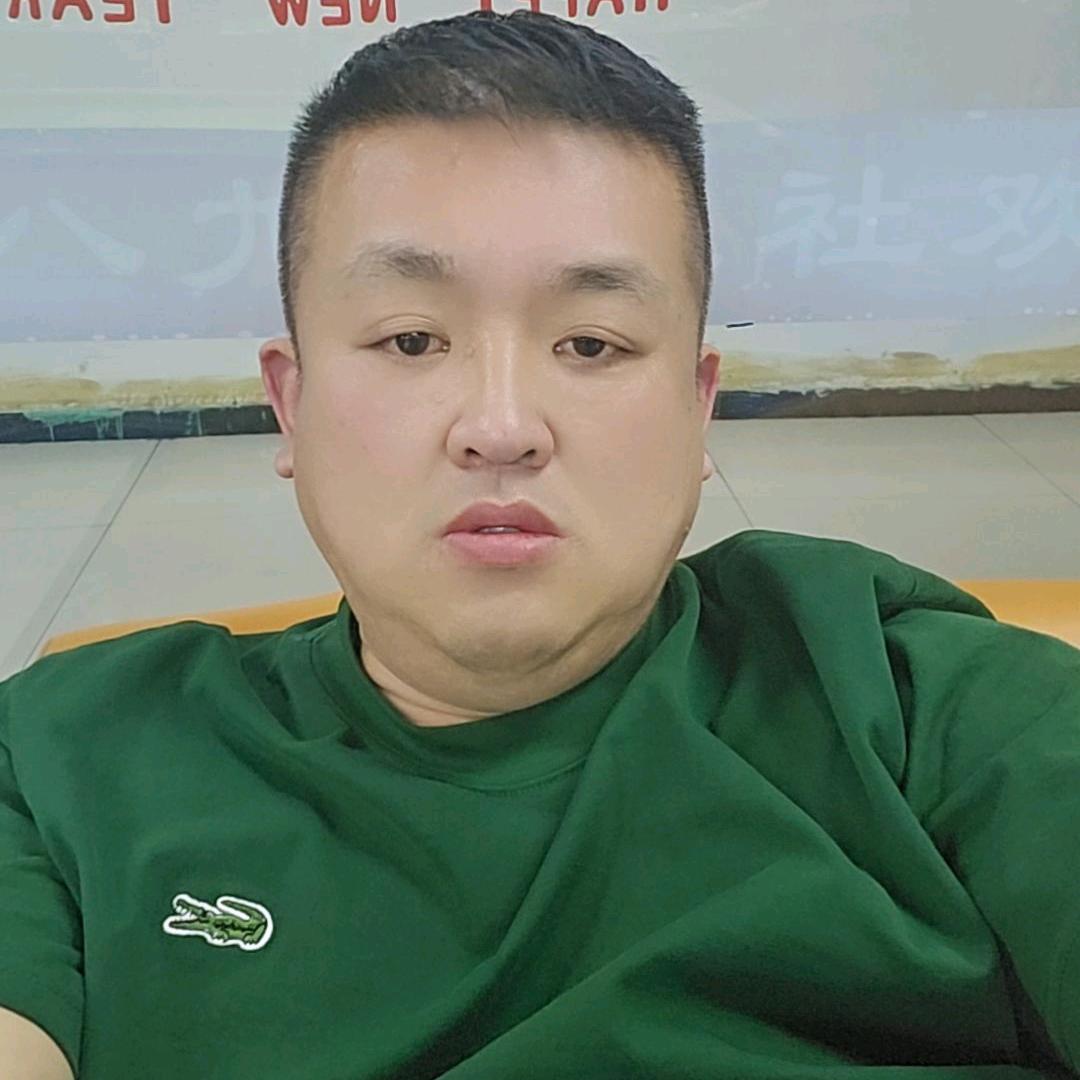 骑着蜗牛闯红灯