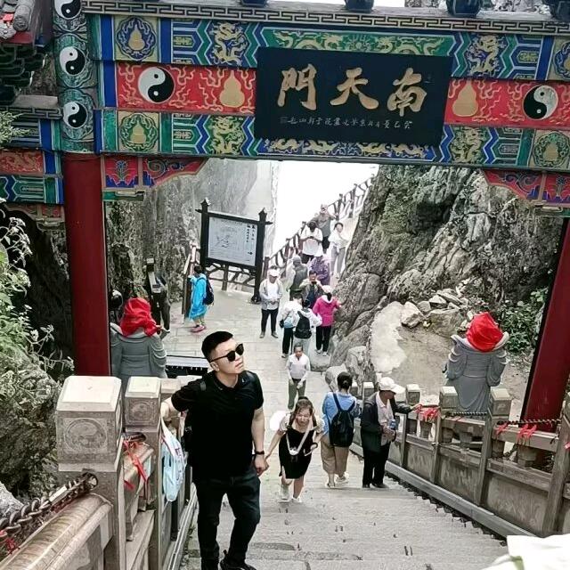 面朝大海，春暖花开
