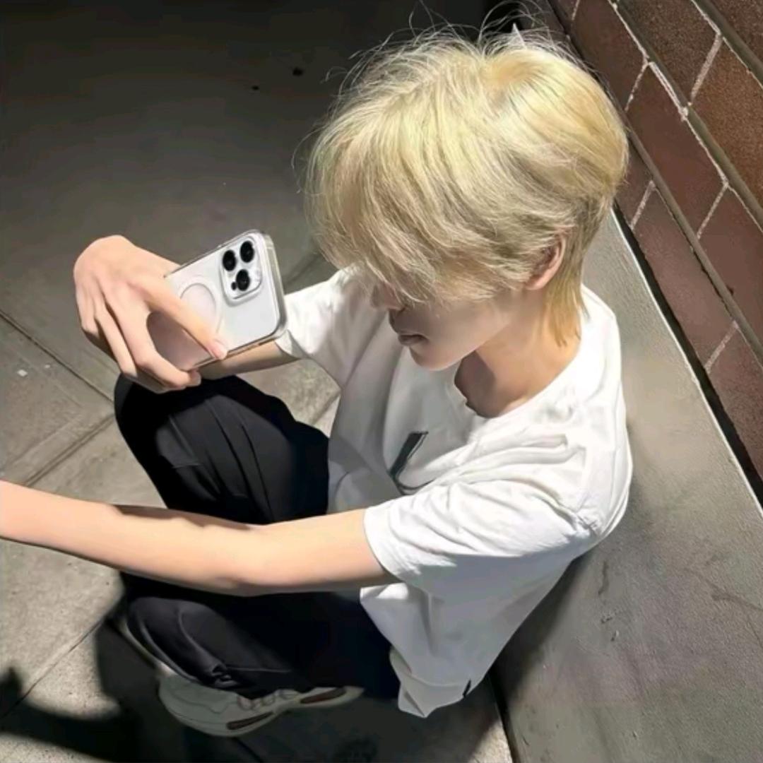 折扇画秋🔅