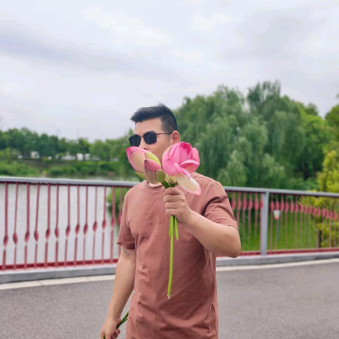 许多年以后