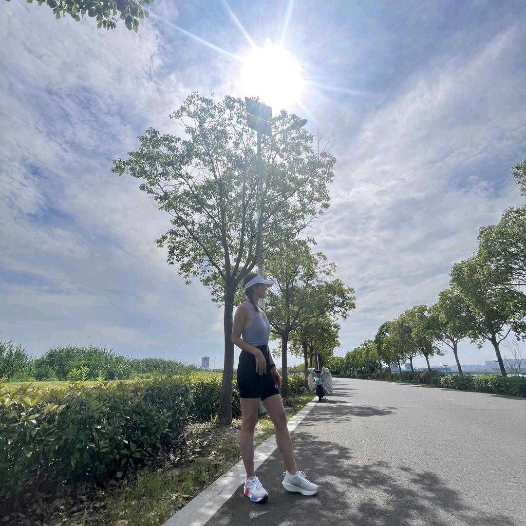 爱跑步的糖Tang🍭🍭🍭🌈