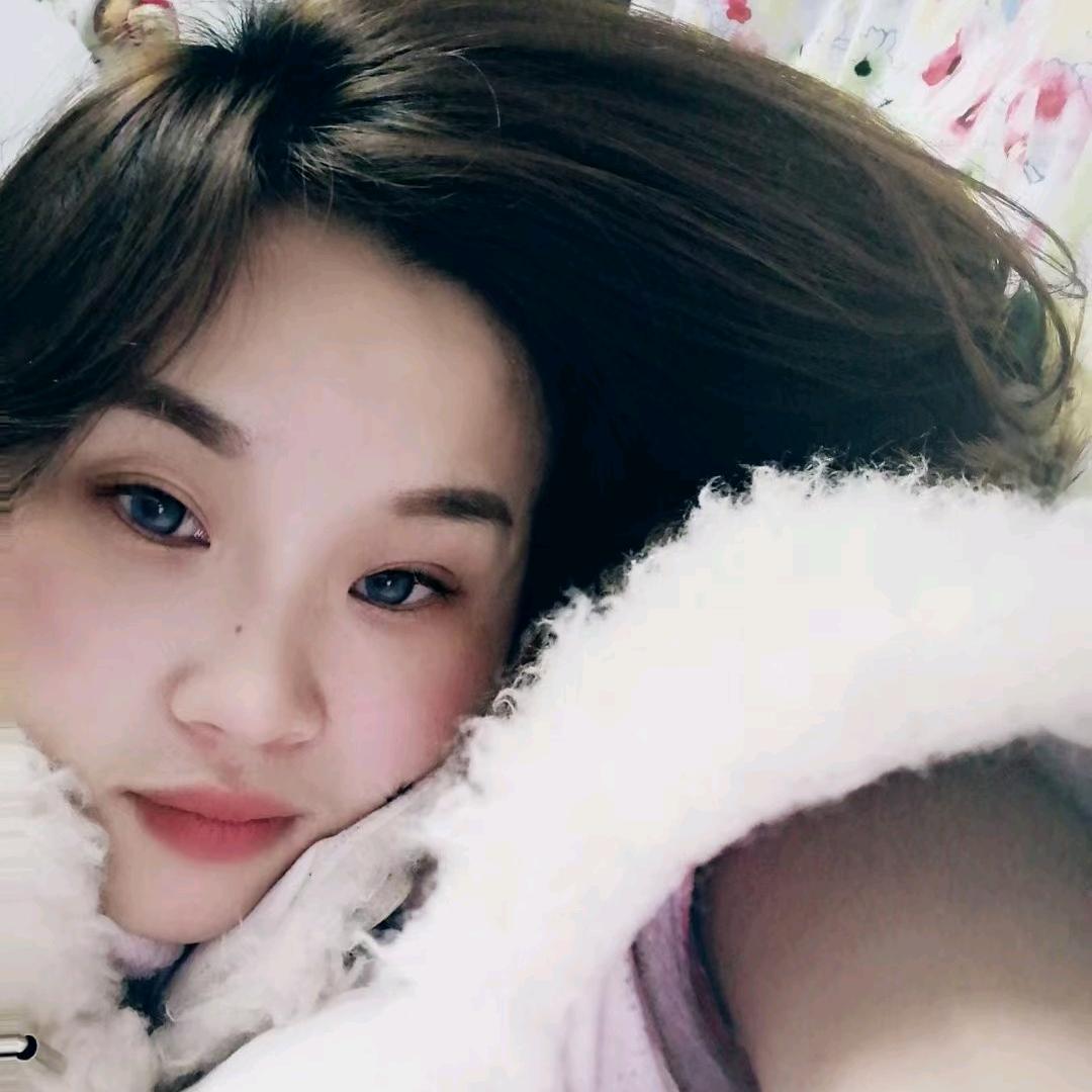 L🐴静静🐴  故事与他