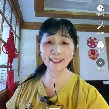 雪儿姐，中午11点30分开播