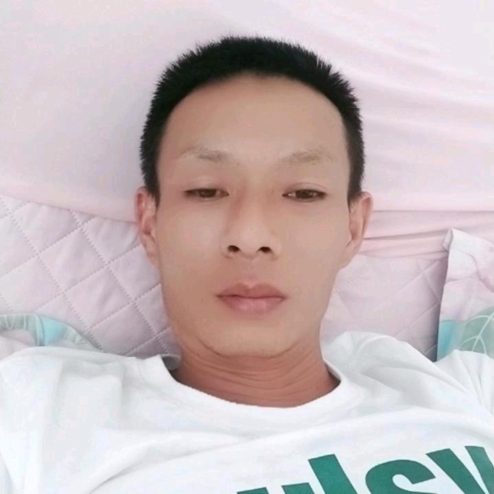 黄斌