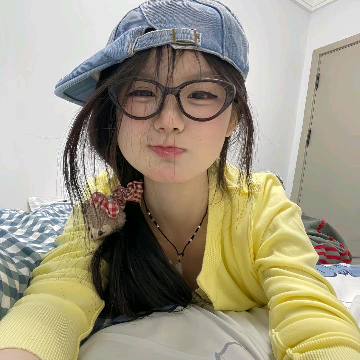 汝憶.