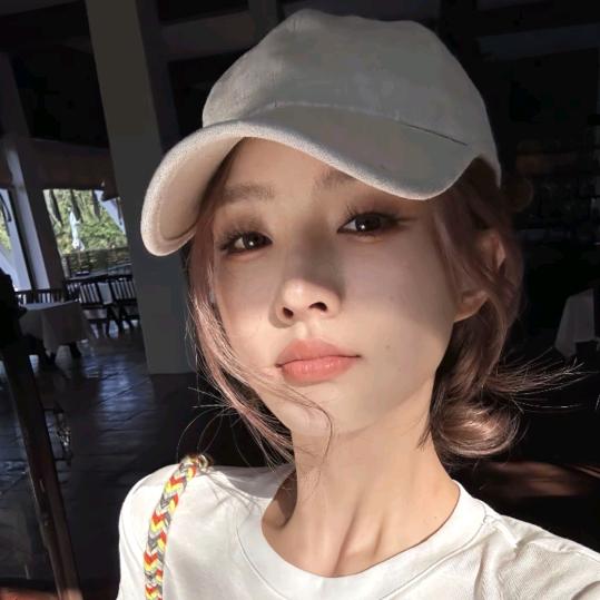 YOYO穿搭小助理