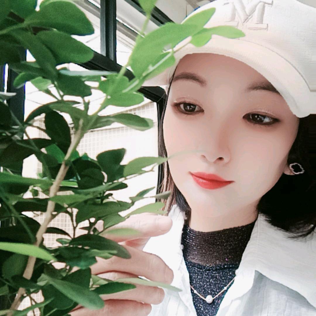 我1点也不瘦👀💄