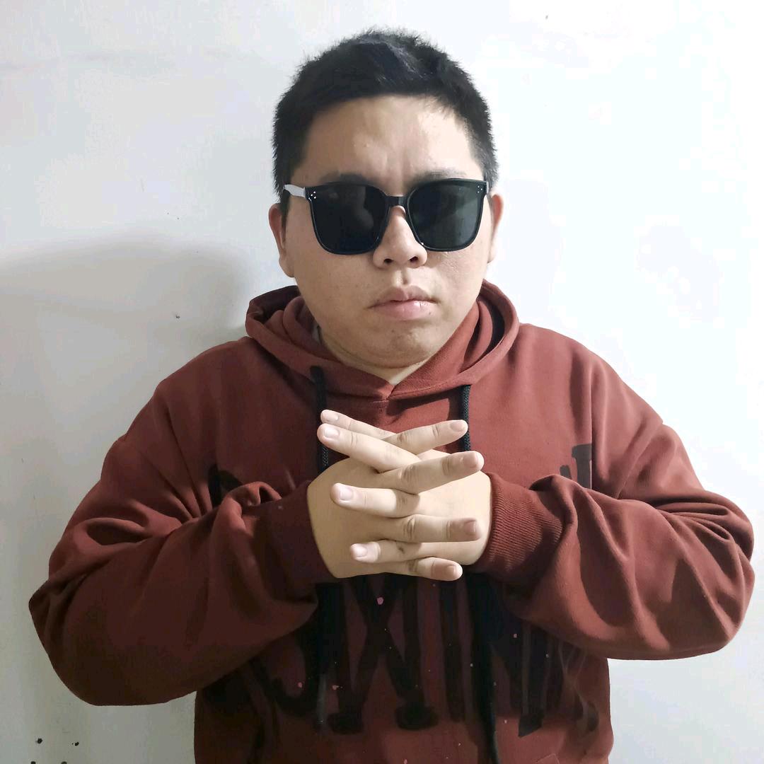 以凡哥.