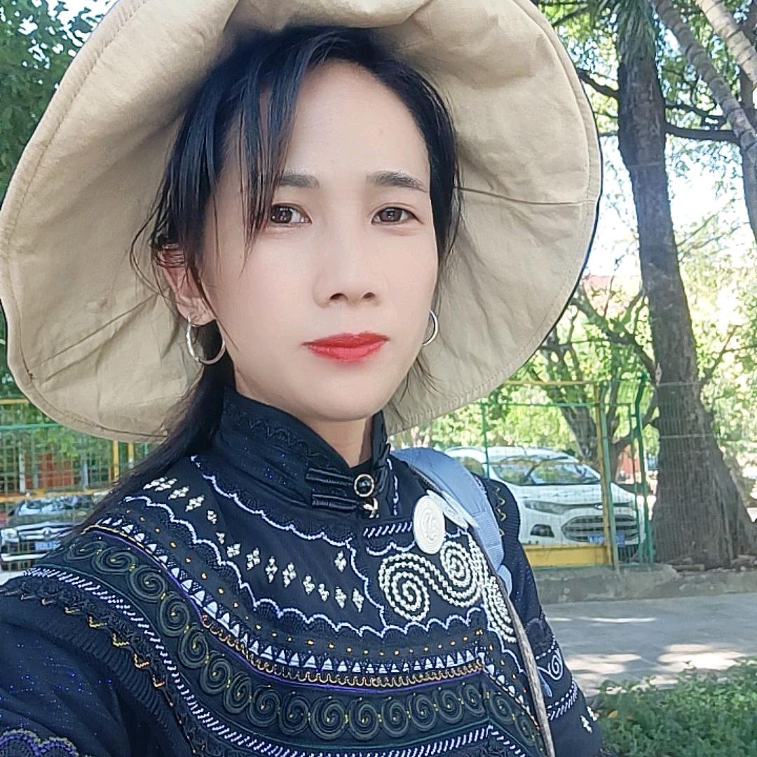 苦命的小女人。