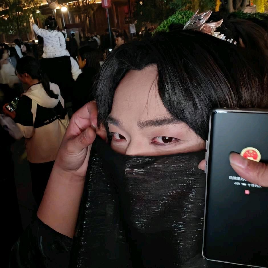 V