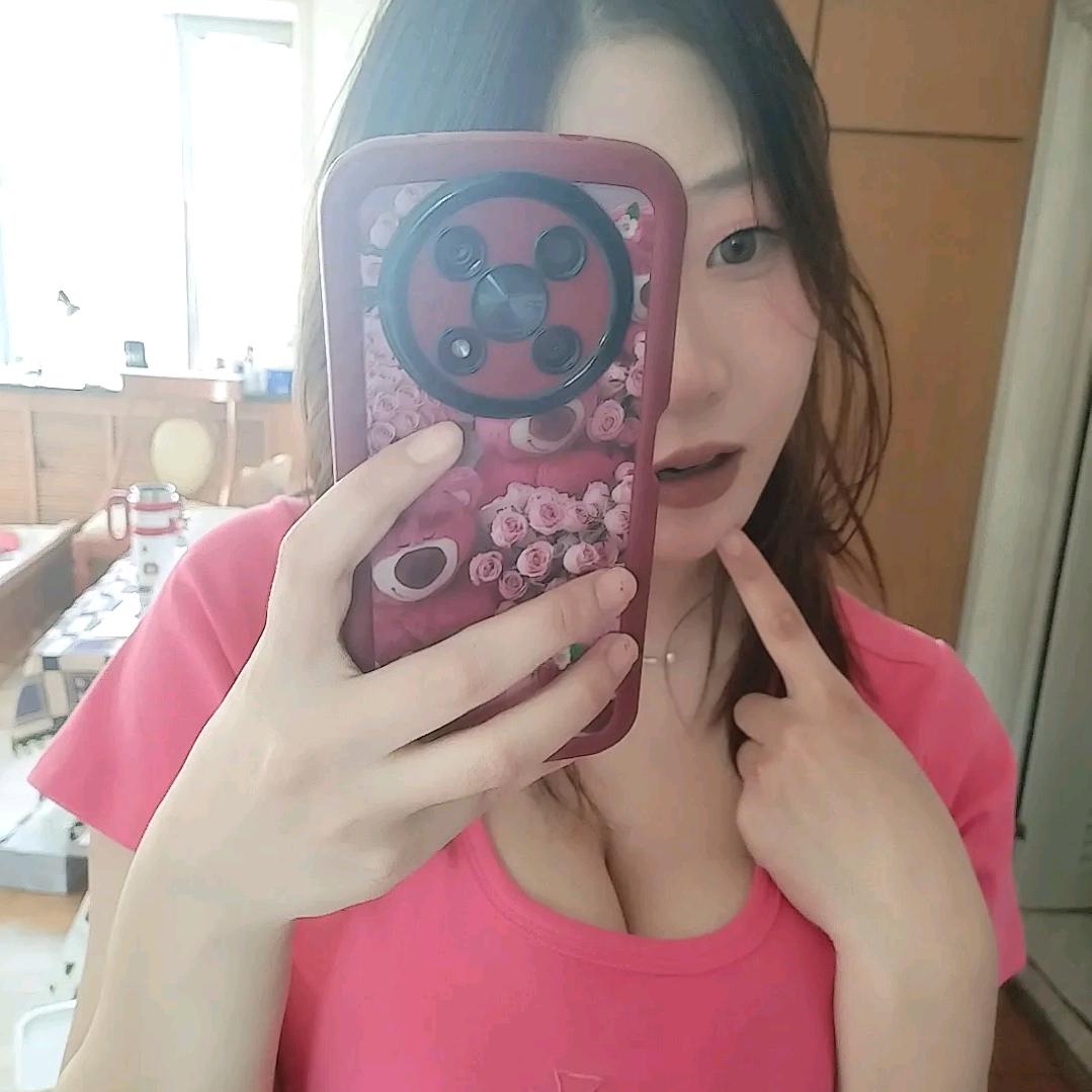 女大不中刘女士