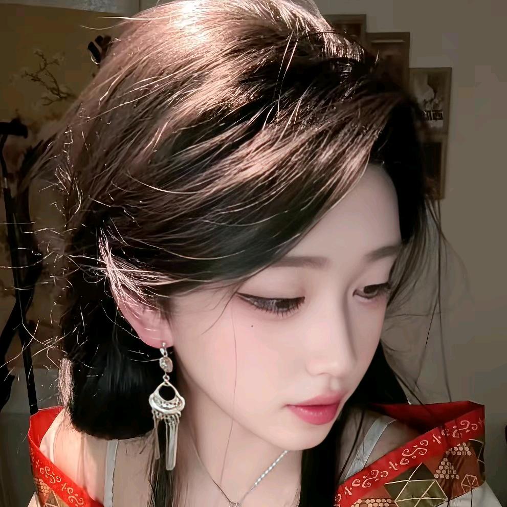 晚雨润莲花