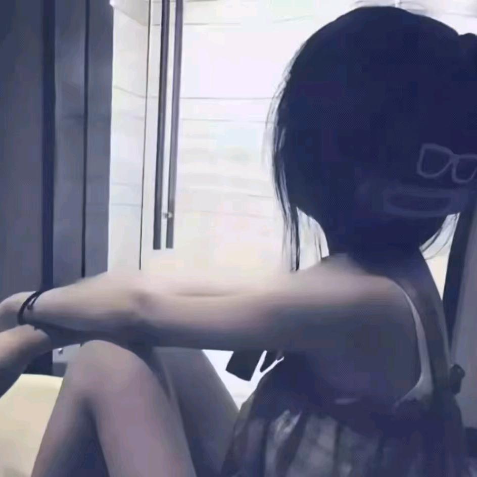 ℳ̶̶♡̶҉隐身💞守候ঞ