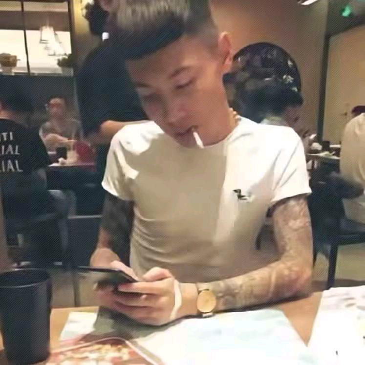 ㅤㅤXxㅤㅤ