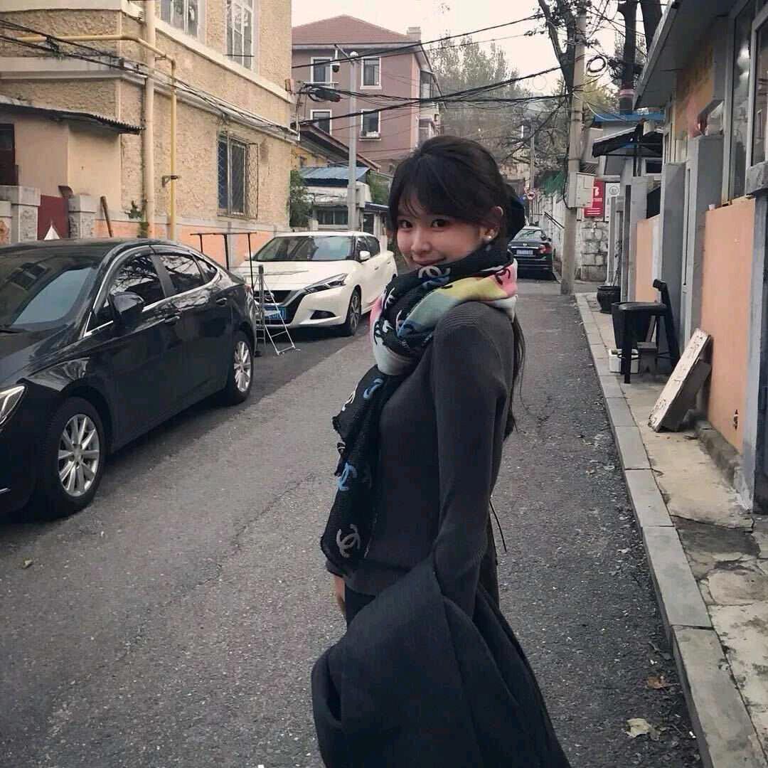彤彤