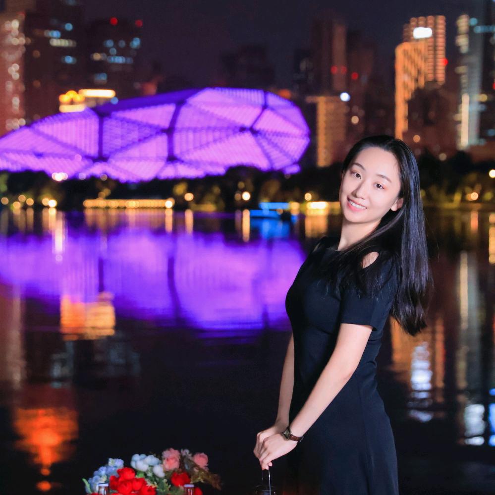 傲娇的蛋黄酥🧀