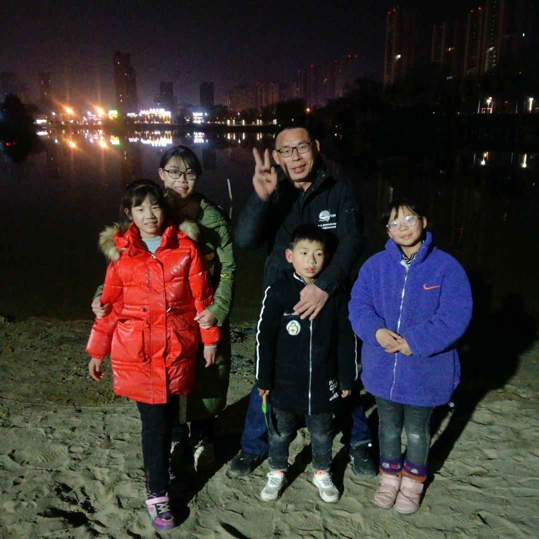 蒙城洪亮专业内外墙涂料，真石漆。水包砂