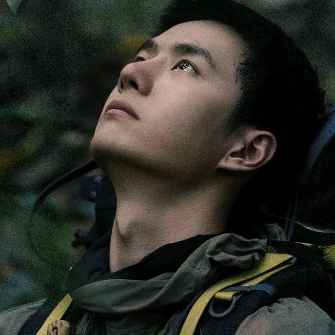 李以纤