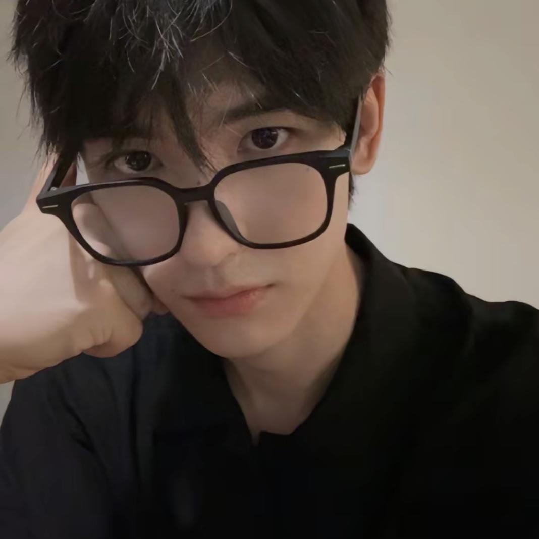 小捷宝宝˵＞𖥦＜˵