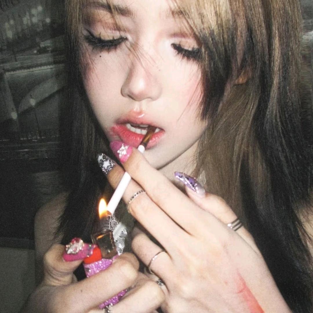 怎么都不会太夸张女士