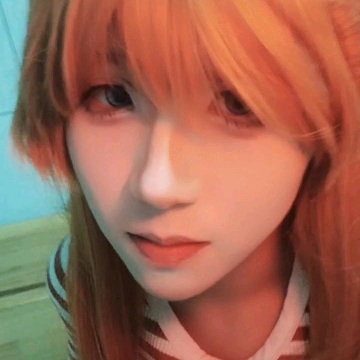 依