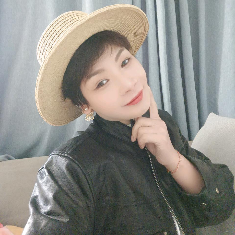 可爱的傻妞😃
