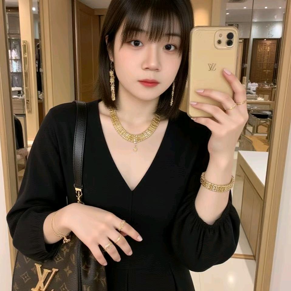 高速灌装机表姐