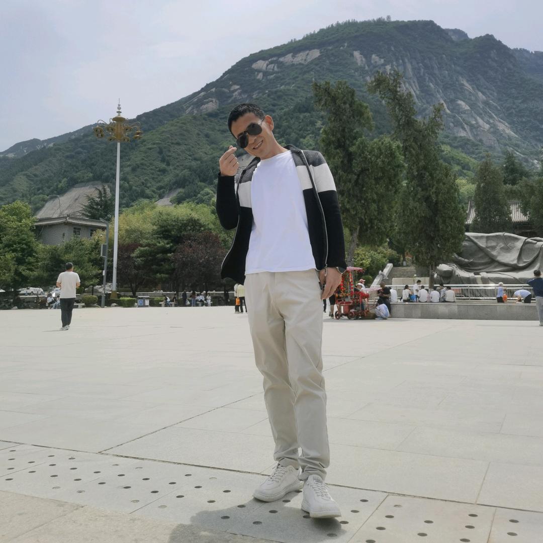 不发脾气，只发财