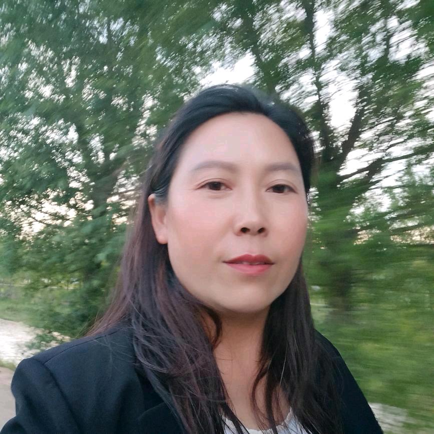 红山茶上红山果