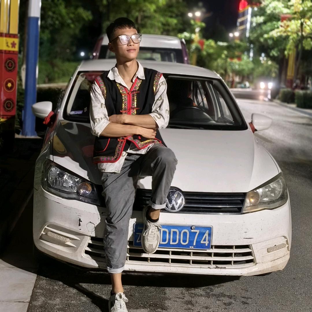 何浪贵（南涧无量小浪哥）