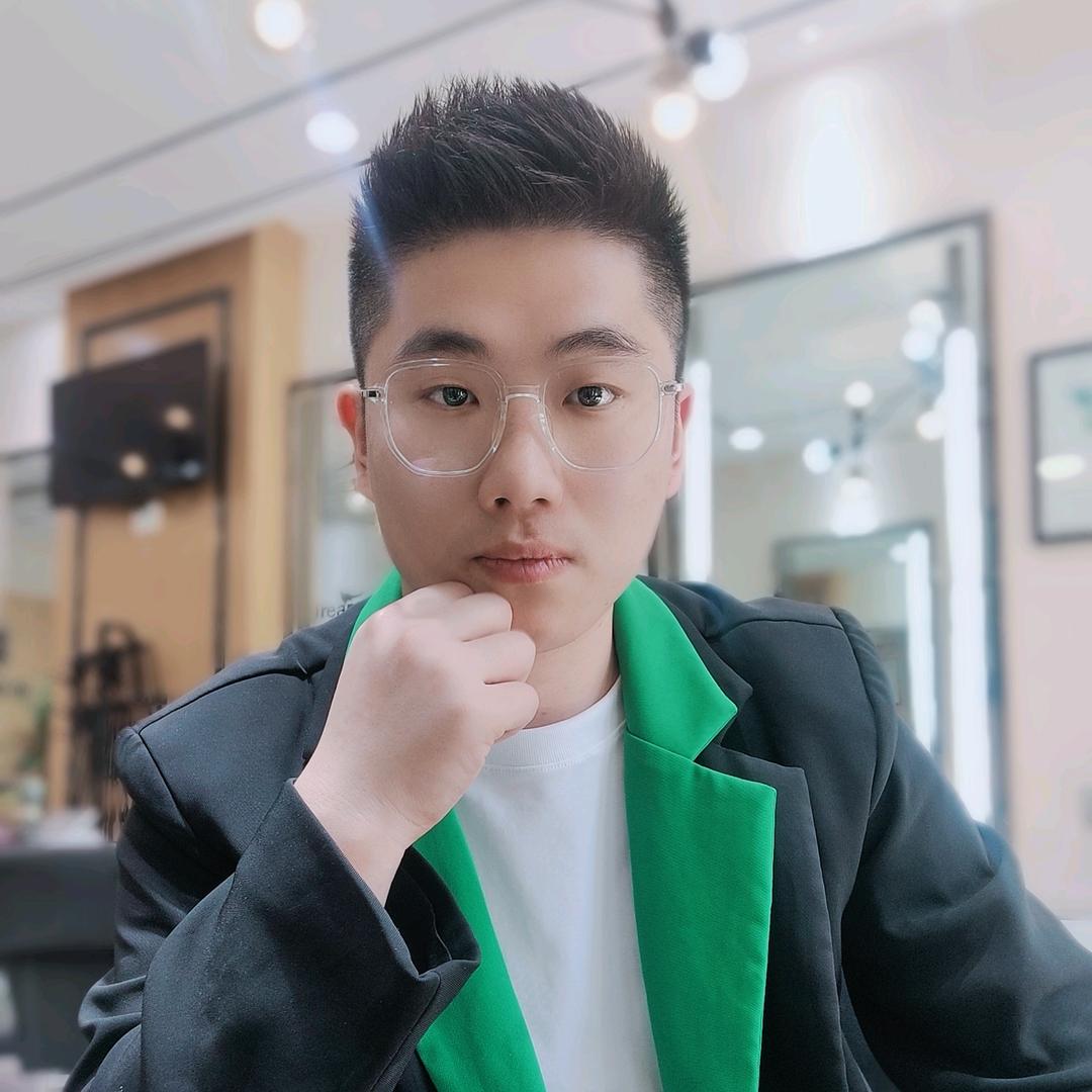 巫山设计师阿伟