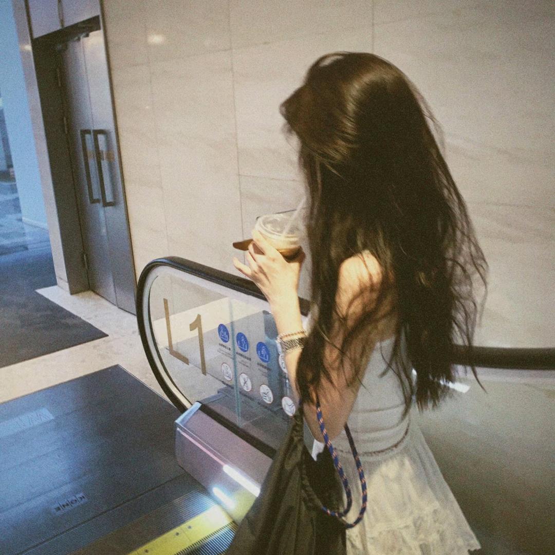 晚风ㅤㅤㅤㅤㅤㅤㅤㅤㅤㅤㅤㅤ