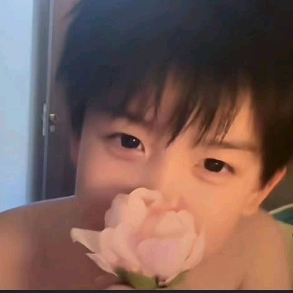 哎呦^0^