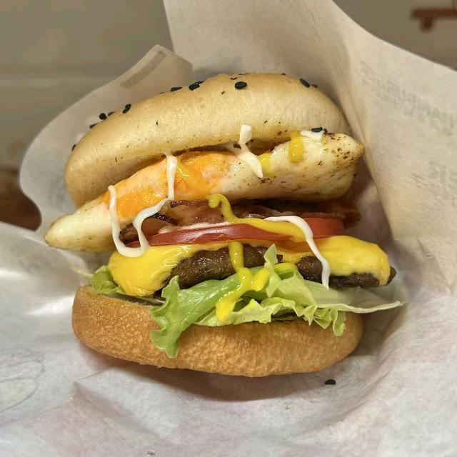 华姐私房汉堡（宜昌）777