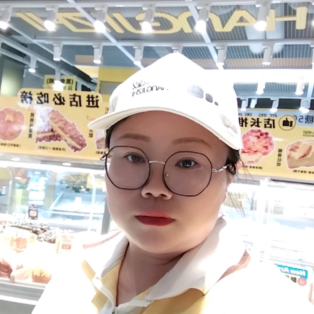 爱上极致董店长