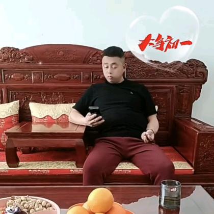 鹏 飞 家 具