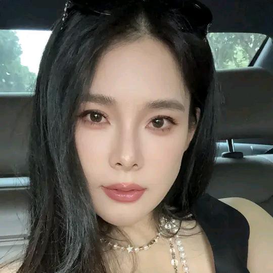 LYNEE七月—直播爆款返场