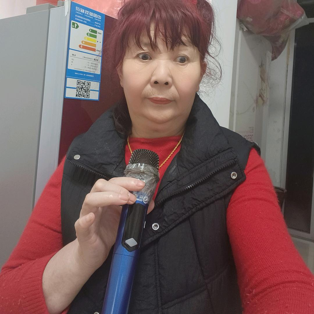 美林唱歌🎤晚上6：30