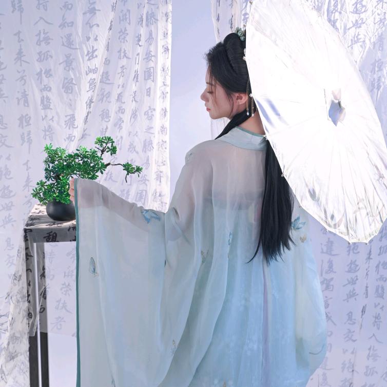 在三亚卖车的彩虹