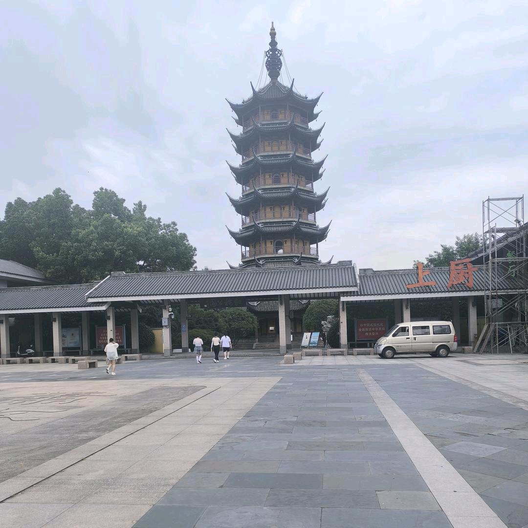 用户8728108190982: