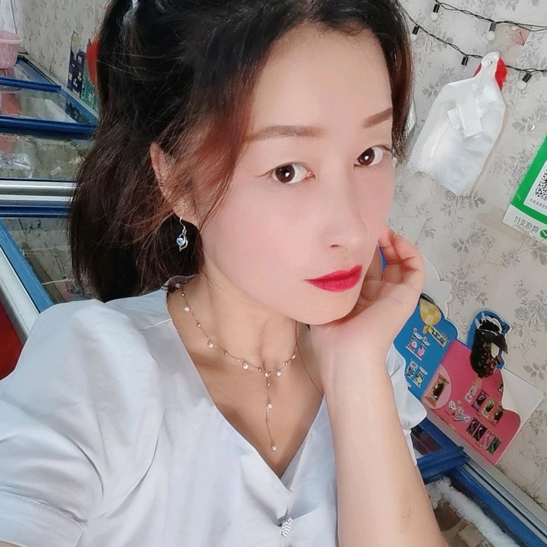 小姐姐雪糕