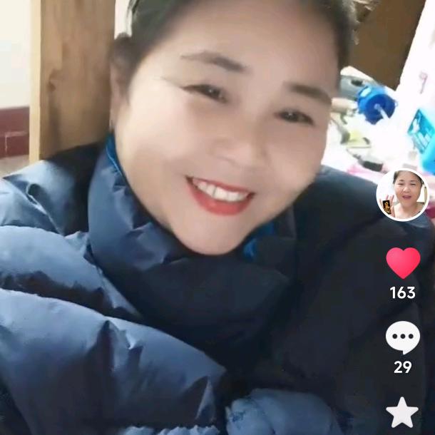 雪中红梅